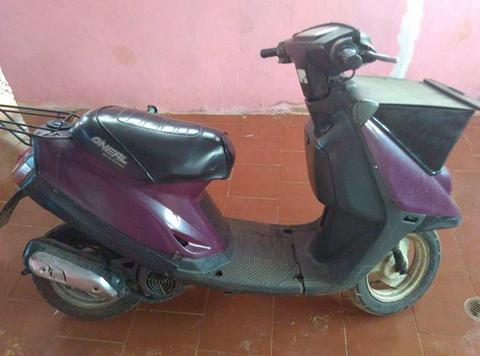 moto Yamaha Jog poche