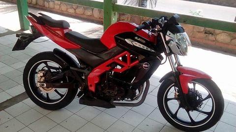 um xtret 230cc en buen estado