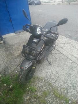 Se Vende O Se Canbia por Moto Sincronica