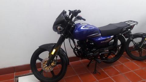 Moto Um Impecable