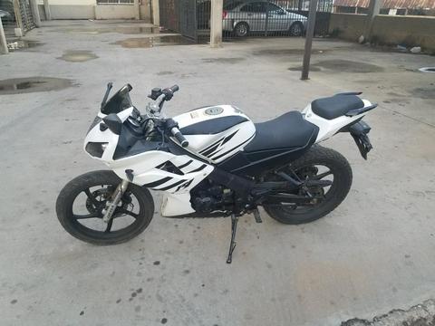 Moto Bera R1