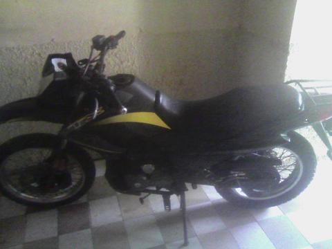 SE VENDE MOTO TX 2011 O SE CAMBIA POR VEHICULO DE IGUAL VALOR