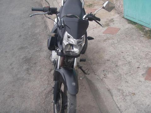 se vende moto BRZ 200 BERA