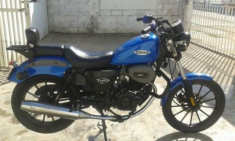 MOTO UM MODELO NITROX 150cc año 2013