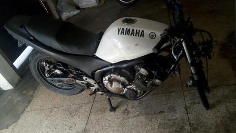 Yamaha Xj 600