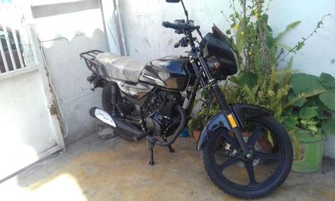 Vendo moto Um max 150cc 0Km 2014