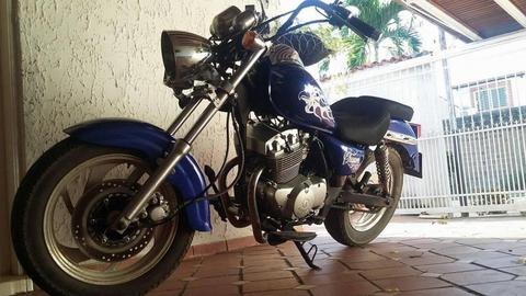 Vendo o Cambio moto Skygo 250CC