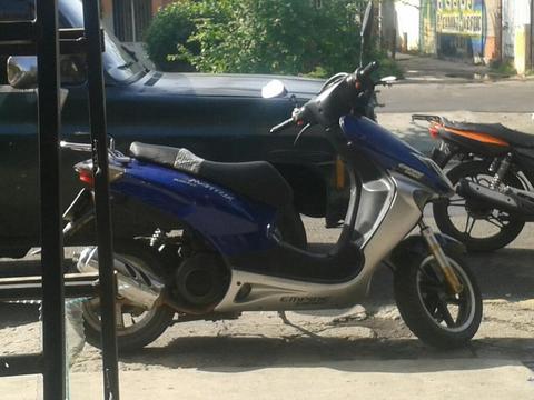 Vendo Moto Matrix Elegance