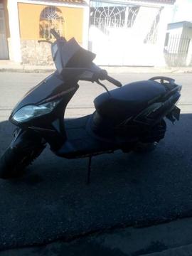 Bienes y Raices las Nieteras C.A. VENDE MOTO BERA CONVERSE AÑO 2013, EN SABANETAN ESTADO