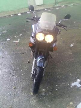 Moto Yamaha Super Tenere 750cc