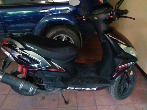 VENDO MOTO BERA CORVETTE 2015