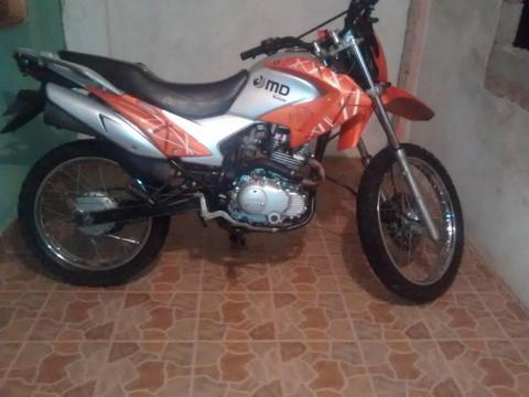 Vendo lechuza MD 200cc, año 2015 Cauchos media vida, Motor Original