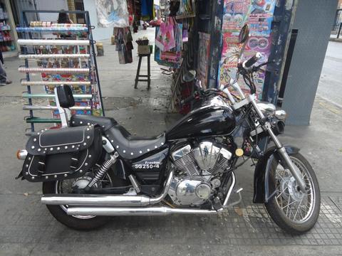 VENDO MOTO ESTILO CHOPPER SKYGO