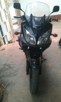 Vendo Vstrom 2011 . 650cc Impecamble