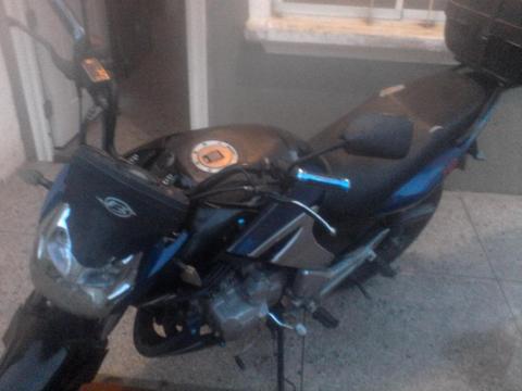 MOTO BRZ200 2012