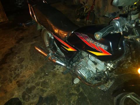 Vendo O Cambio Moto Hj