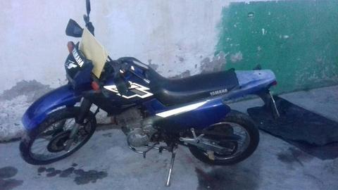 XT 600 TITULO Y PLACA