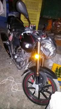 Vendo Moto Rkv