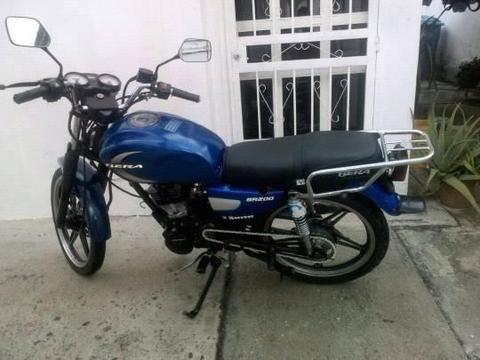 Vendo Moto Bera 200