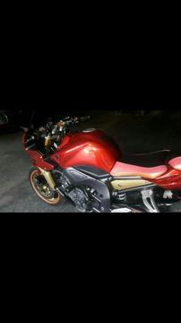 Vendo O Cambio Mi Moto Yamaha Fazer 1000