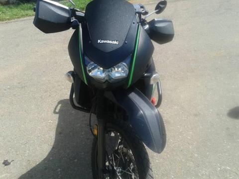 se vende klr 650 año 2014