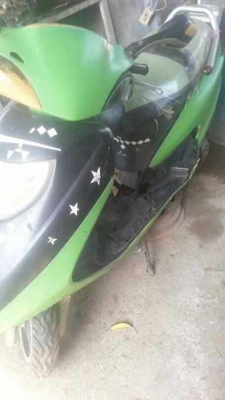 Se vende moto Ava century. 04144220825