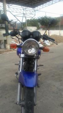 Vendo Moto en 2011