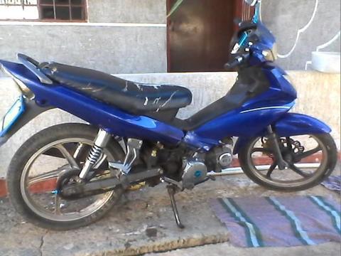 Vendo mi moto bera x1 125