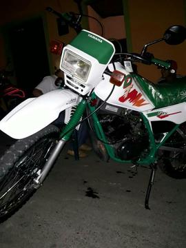 Se Vende Yamaha Dt 175