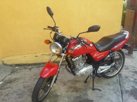 Se Vende Suzuki En-125 2012