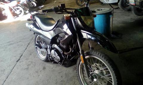 Vendo O Cambio Moto Tx 2011