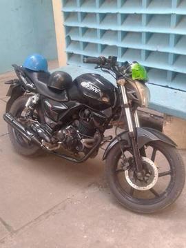 se vende moto arsen 2