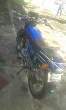 Vendo Moto Empaire