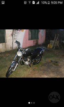 Vendo Moto Bera Leon