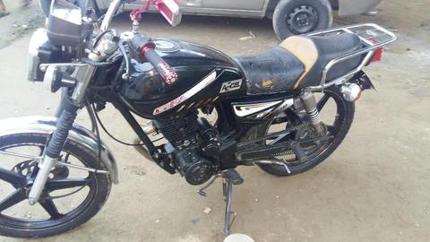 Vendo Moto Bera Poco Uso con Titulo