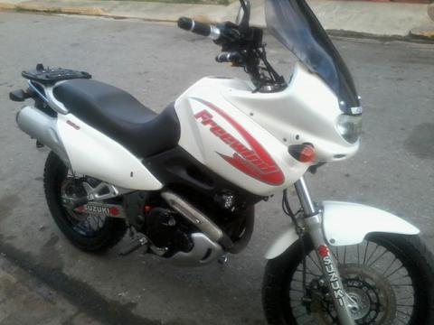 Vendo O Cambio Moto Suzuki 650 Freewing