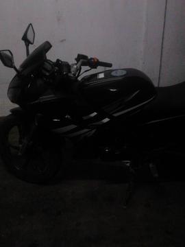 Moto Bera R1 2013