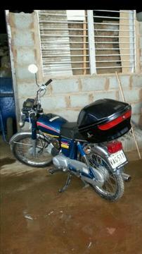 Se Vende Moto Yamaha 2006