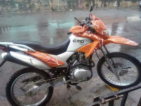 Moto MD lechuza 200cc