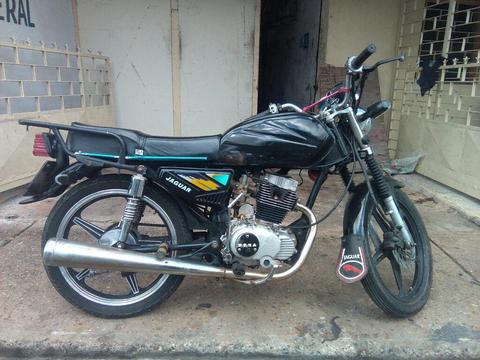 Vendo Moto Bera 200