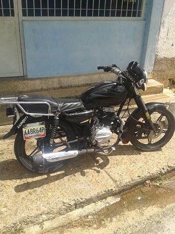 vendo moto bera 150cc