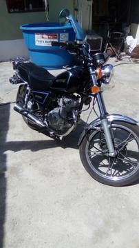 Vendo moto suzuki Gn125cc. En perfectas condiciones año 2011. 3600 km