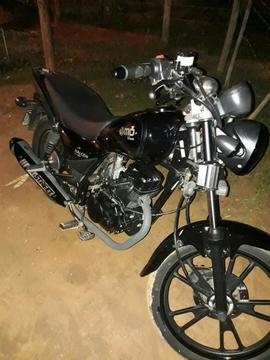 Vendo Moto Halcon