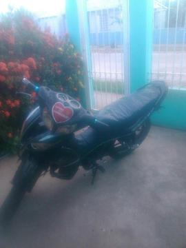 Vendo Moto Bera