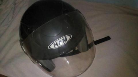 casco para moto practicamente nuevo marca ham