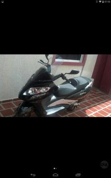 Se Vende Moto Skygo 250. Excecutive 2016