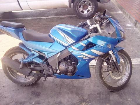 Moto Bera R1 2014