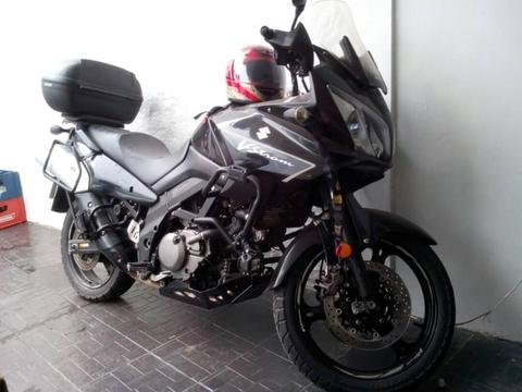 vendo moto MODELO VISTROM