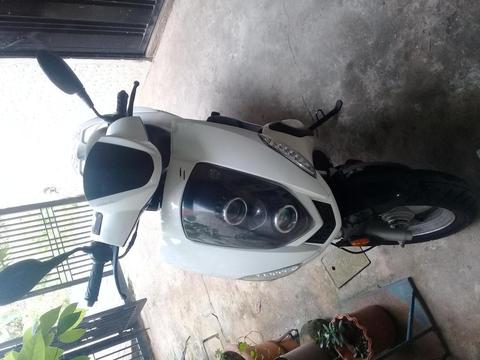 Moto skygo año 2012 papeles al dia. 04267741995