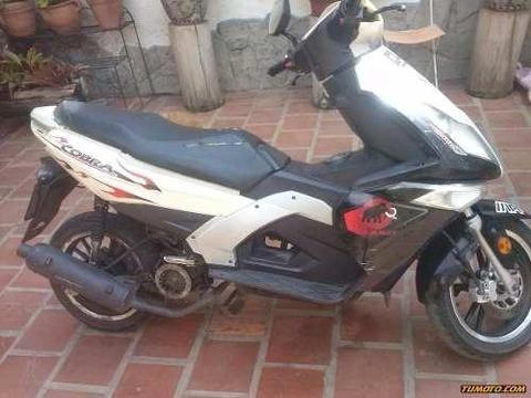 VENDO REPUESTOS DE NEW COBRA 2013